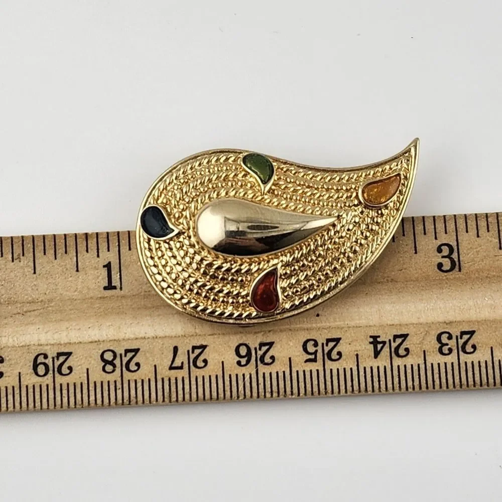 AVON 1980's Gold Tone Paisley‎ Vintage Pin Brooch Multicolor Stone Accents